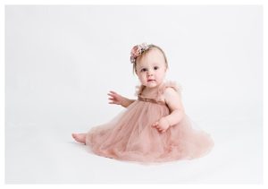 9 month old baby portrait session