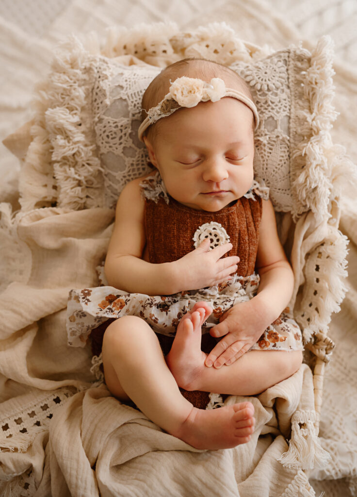 fort worth posed lifestyle newborn photographer