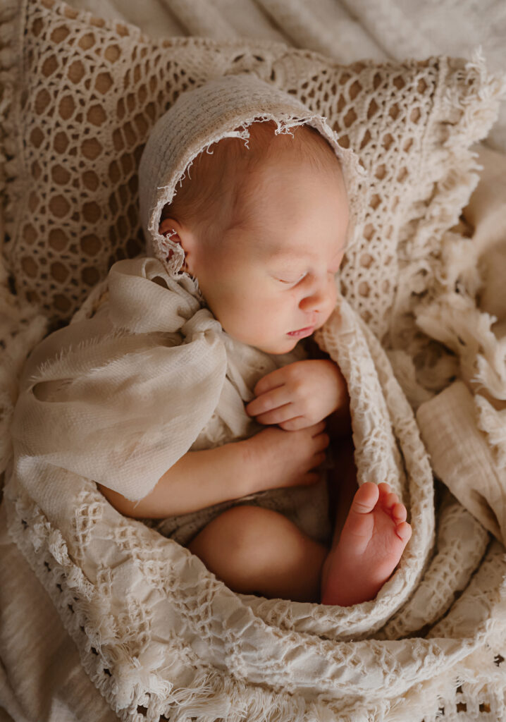 warm and neutral posed and lifestyle newborn session DFW