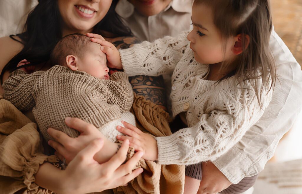 Cozy newborn family photo in Fort Wort Texas 