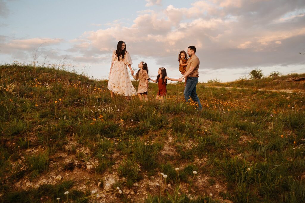 Golden hour family portraits in Dallas Fort Worth by Paula Goforth 
