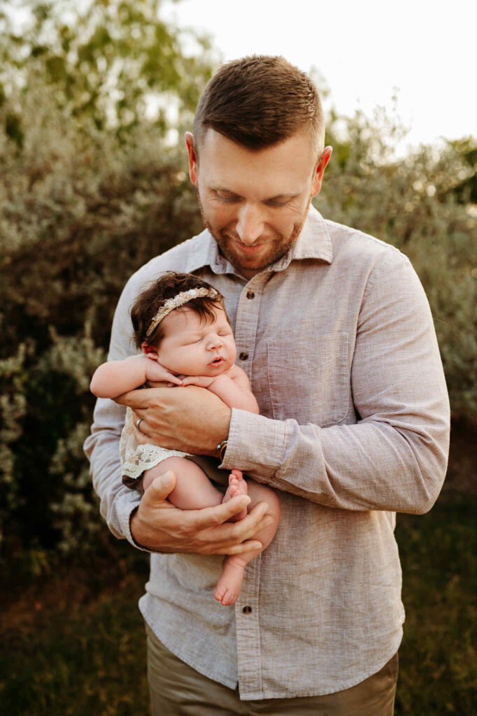 Golden light maternity session in Fort Worth 