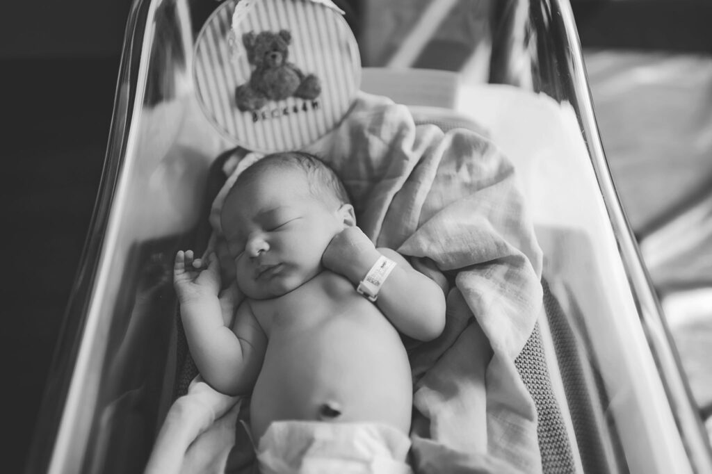 Dallas Fort Worth newborn and maternity photographer 