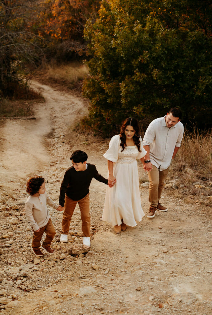 golden hour images by Fort Worth family photographer Paula Goforth 