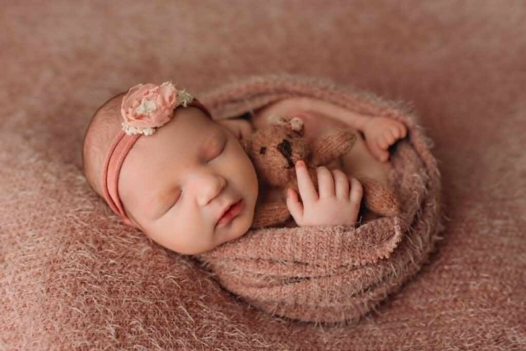 studio newborn photographer serving dallas/Fort Worth 